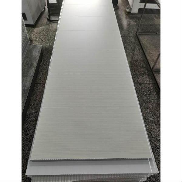 Waterproof and easy-to-clean PVC sheets for optimal hygiene in commercial settings