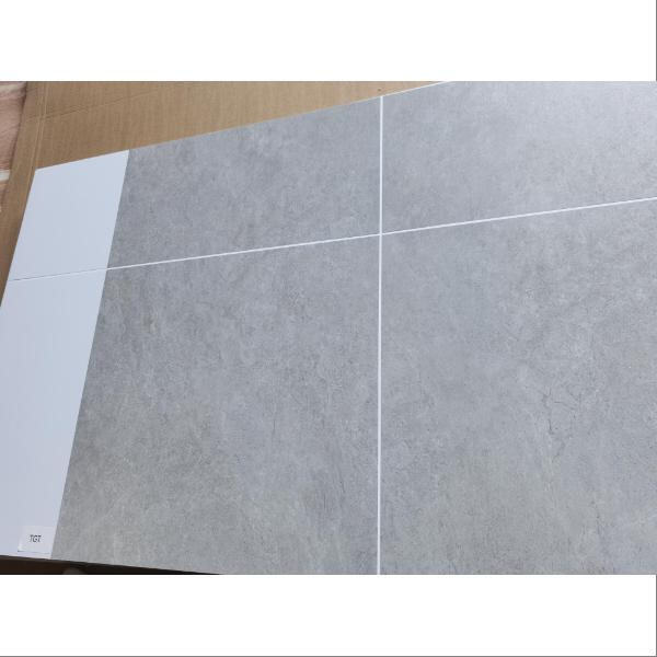 Creați un aspect modern cu panouri impermeabile PVC pentru duș