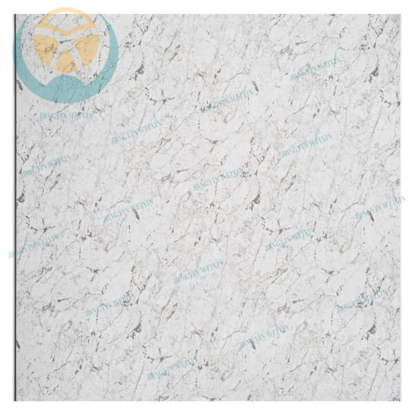 Experimente una instalación y mantenimiento fáciles con paneles de techo PVC