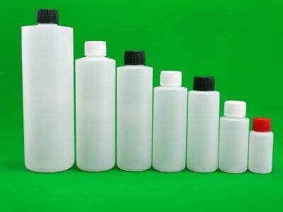 لماذا تهيمن زجاجات البلاستيك المصنوعة من مادة البولي إيثيلين تيريفثاليت (PET) على سوق تغليف المواد الغذائية والمشروبات