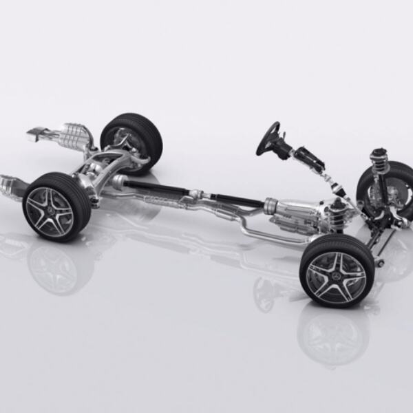 لماذا يعتبر الهيكل القوي والمتين للسيارة أمرًا حاسمًا لأمان الركاب؟