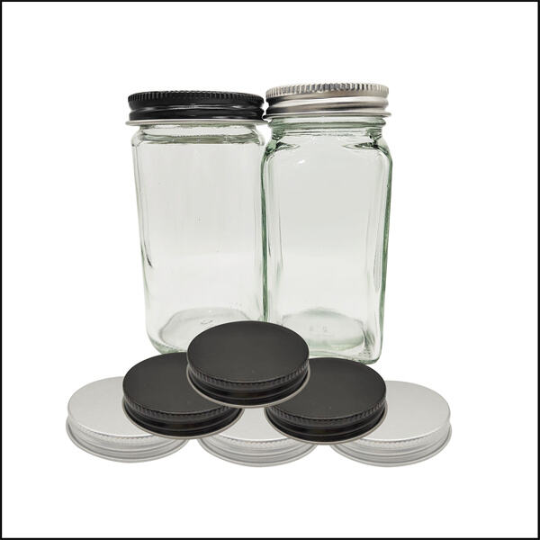 Add a rustic touch to your kitchen du00e9cor with mason spice jars
