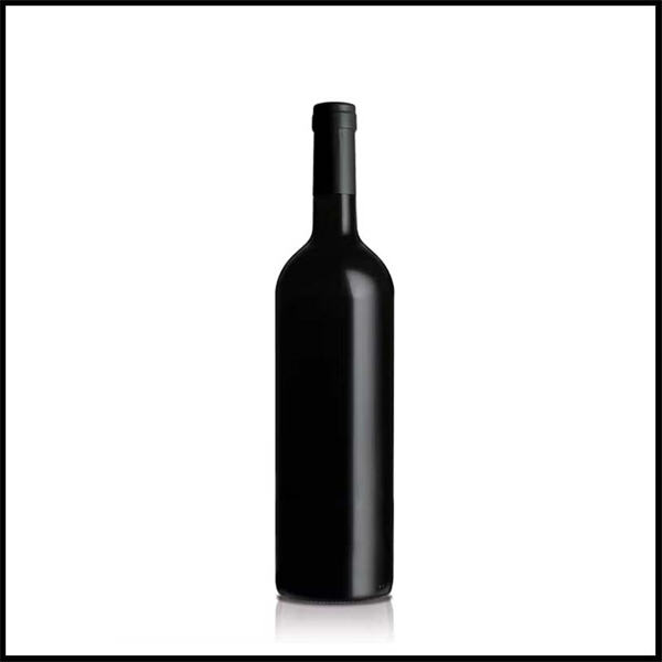 Необходимая бутылка объемом 750 мл для любителей крепких напитков