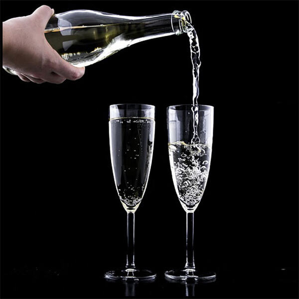 Schuimwijn glas flessen