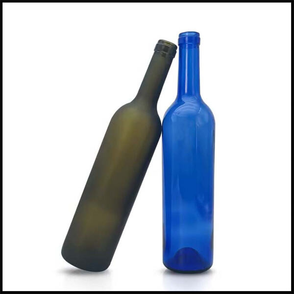 Испытайте мастерство и традиции производства хереса с каждым глотком.