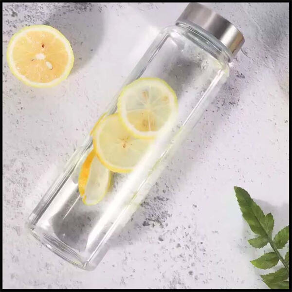 Los sorprendentes beneficios de las botellas de jugo vacías para la jardinería.