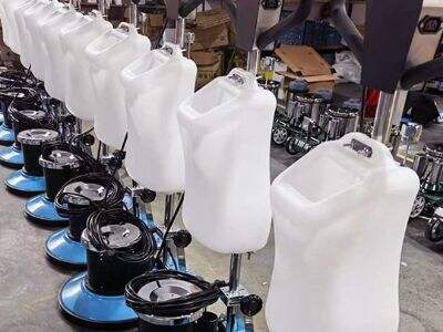 Why Floor Polishers Are Essential for High-Traffic Areas and Commercial Spaces