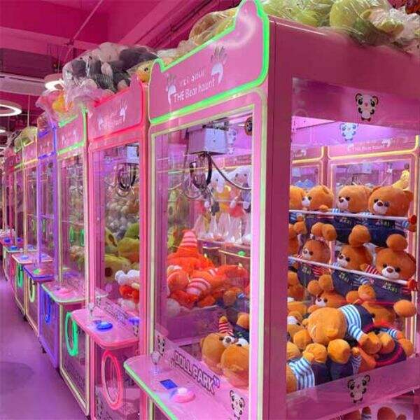 Innovation in Commercial Claw Machine Design