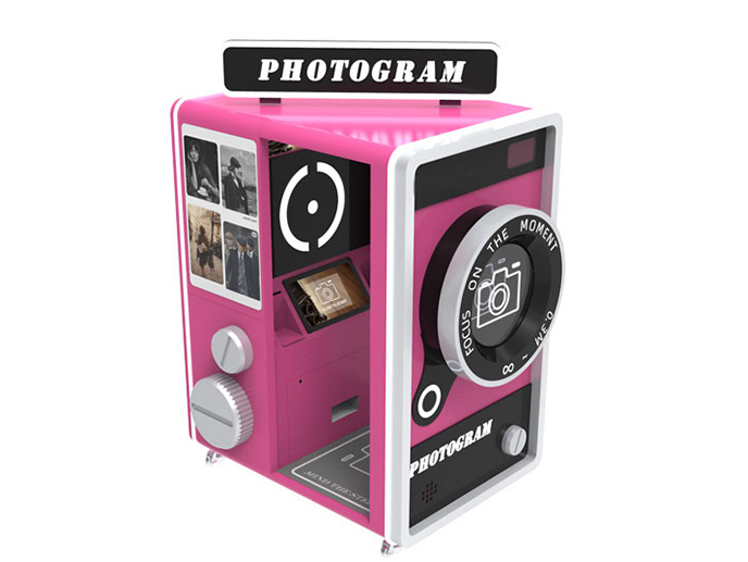 Selfie Photo Booth Arcade Machine