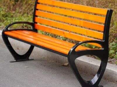 Banci de parc din metal vs. lemn: Care este mai bună pentru durabilitate?