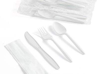 De seneste tendenser inden for bagasse bordservice: Bæredygtige løsninger for restauranter
