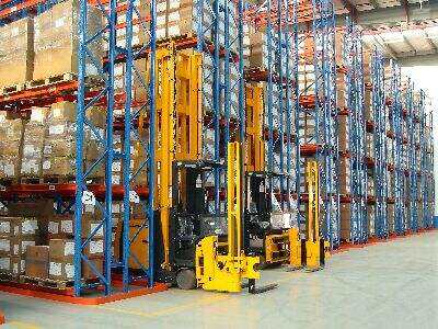 Customizing Pallet Shuttle Systems for Your Warehouse Layout