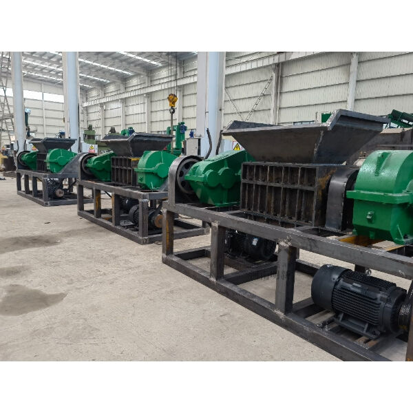 Quality and Service of Twin Shaft Shredder Machine