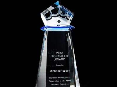 Engraved Crystal Awards: Combining Elegance with Recognition