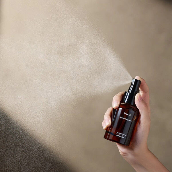 Hozzon létre barátságos hangulatot aláírásos légfrissítőink segítségével.