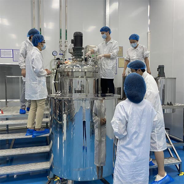 Hogyan formálják a parfümmárkák az egyedi identitásukat