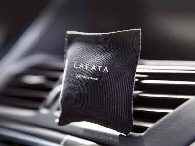 Custom Air Fresheners: Brand-Specific Solutions for Hotels, Offices, and Retail Spaces