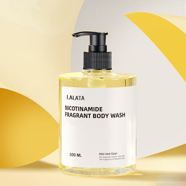 Հանգստացեք և ազատվեք լոգասենյակի ձեռքի միջոցով, որն հարուստ է թույլատրված յուղերով