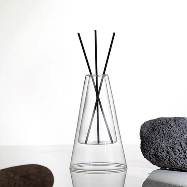 Élvezze az illóolajok előnyeit egy üveg olajdiffúzorral