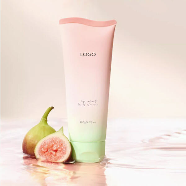 Experience the ultimate clean feeling with our luxurious clean face wash formula