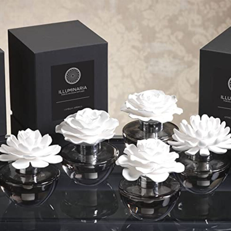 Home Fragrance  Manufacturers Custom White Ceramic Flower Glass Bottle Perfume Aroma Essential Oils aromatherapy Reed Diffuser details