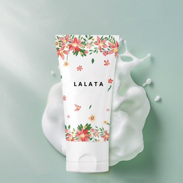 The Benefits of Using a Facial Cleanser Daily