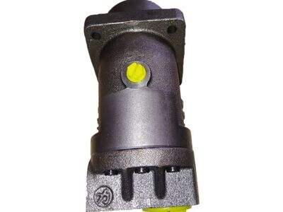 Motor Piston Tahan Lama yang Menggerakkan Traktor dan Peralatan Pertanian