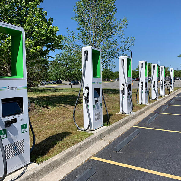 Innovation dans les bornes de recharge rapide pour véhicules électriques :