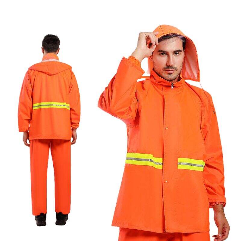 Wasserdichte und leichte Regenmäntel für alle Abenteuer Ihres Kindes.