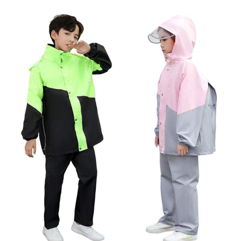 Entdecken Sie heute die Bequemlichkeit eines Poncho-Regenmantels