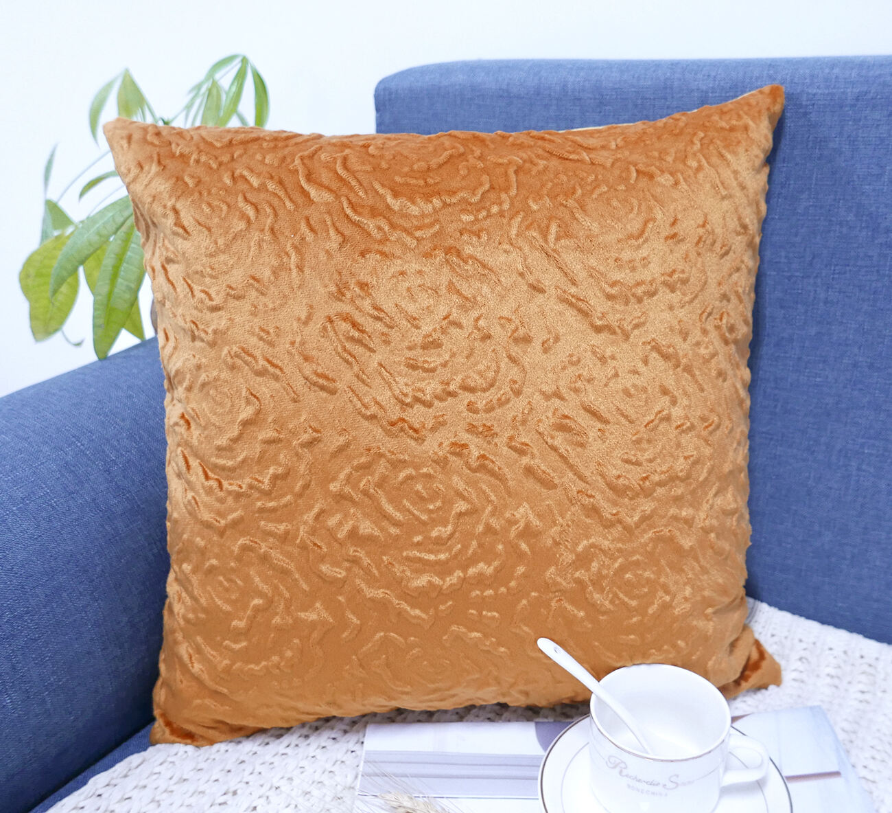 Embossed cushion cover details