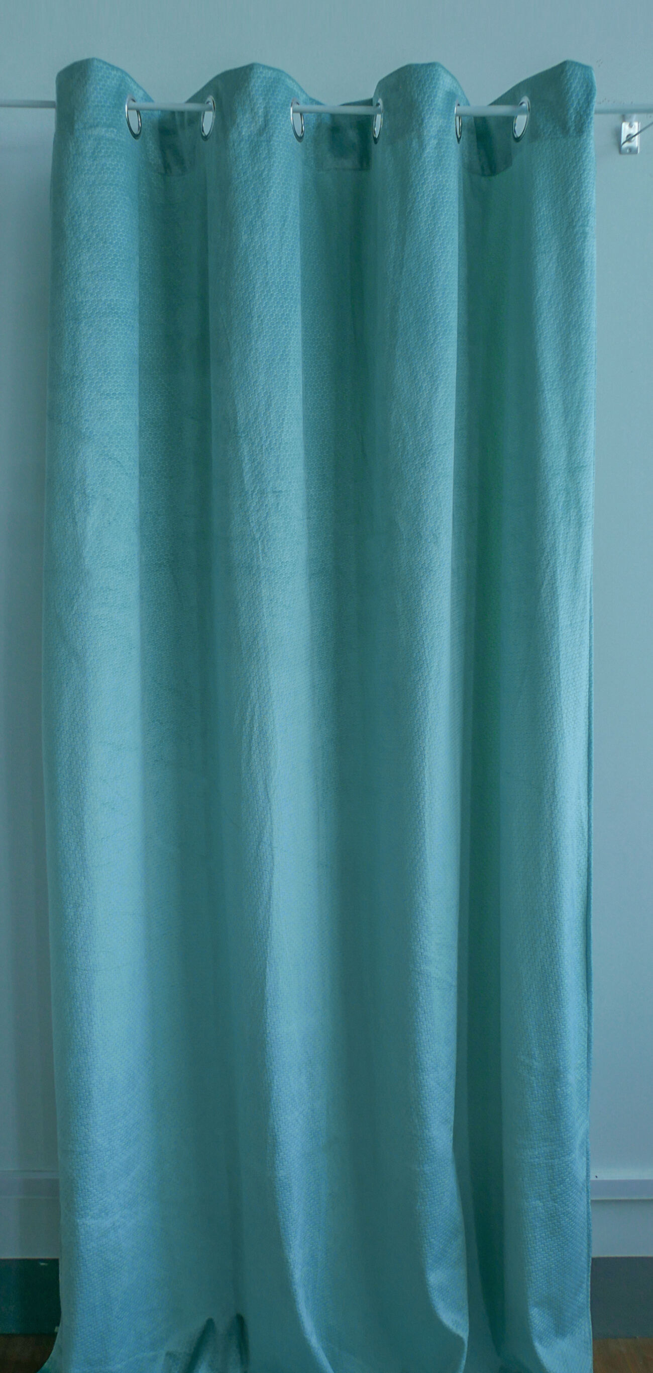 Ultrosonic Embossed velvet Eyelet curtains factory