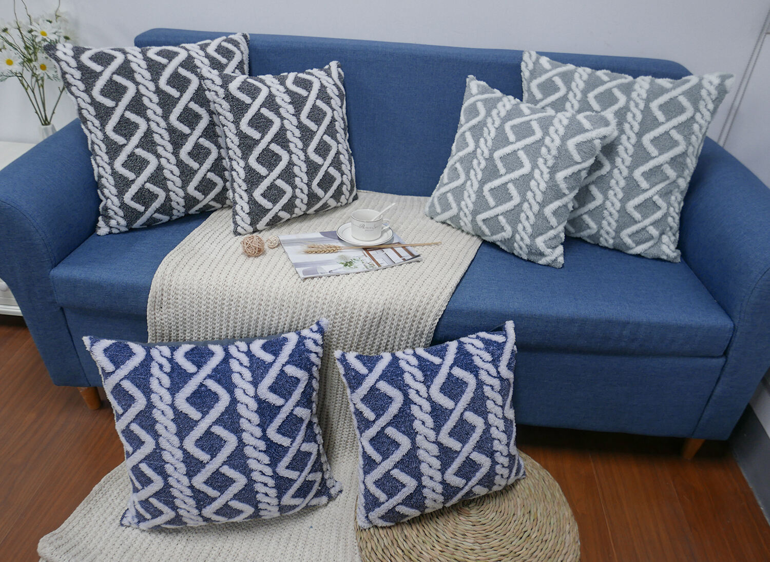 Plush cushion cover manufacture