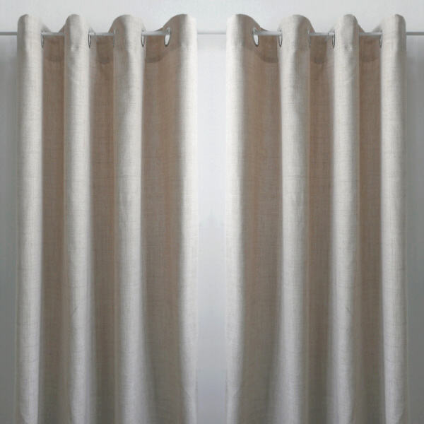 Innovative Features of Lined Curtains