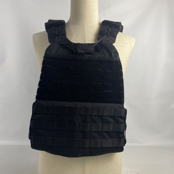Stay Safe in Style with our Trendy Armor Vests for Sale