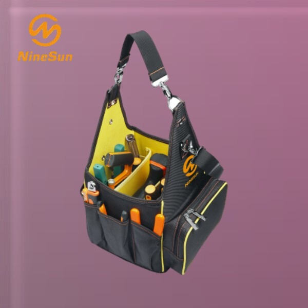 Transform Your Outdoor Space with the Right Garden Tote and Tools