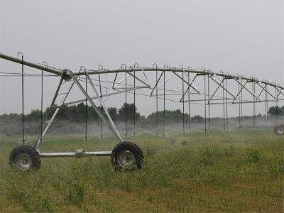 Warum Pivot-Bewässerung eine Kernlösung für moderne Ackerflächen bleibt