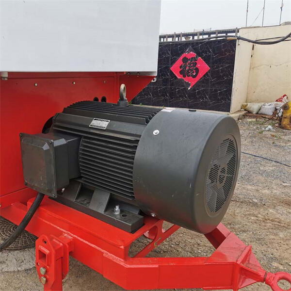 How to choose the right tub grinder for your operation.