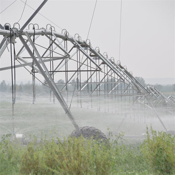 Enhancing agricultural efficiency with advanced center pivot technology