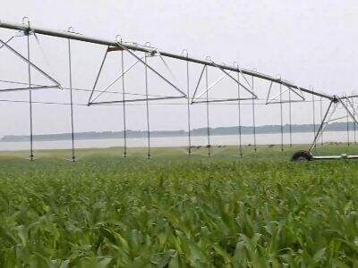 How Center Pivot Irrigation Boosts Crop Yields