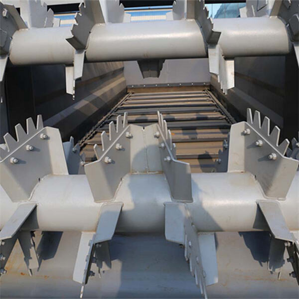 Invest in a Reliable Manure Spreader Truck for Efficient Farming Operations