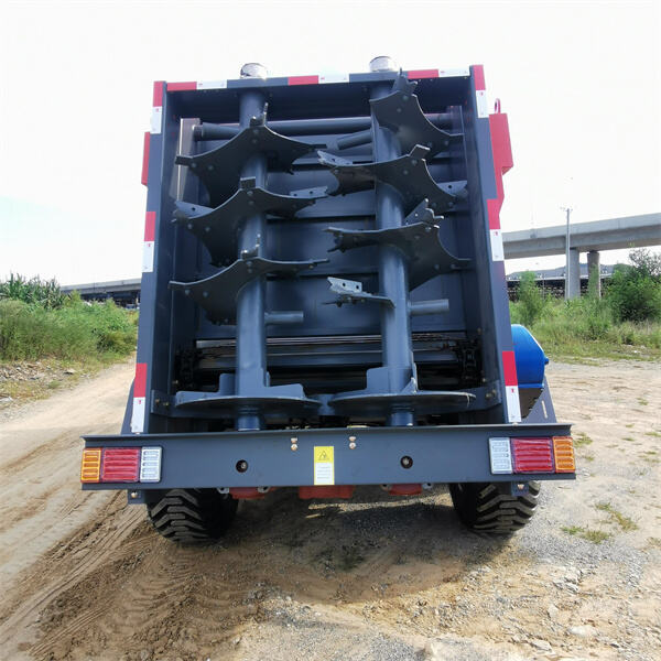 Covering more ground with a powerful manure spreading machine
