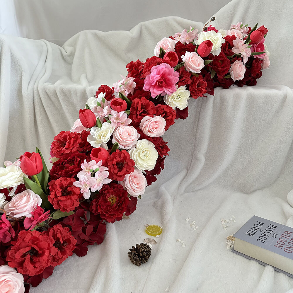 High Quality Customizable Artificial Roses Tulips Table Runners Red Wedding Decorations for Halloween New Year Valentine's Day factory