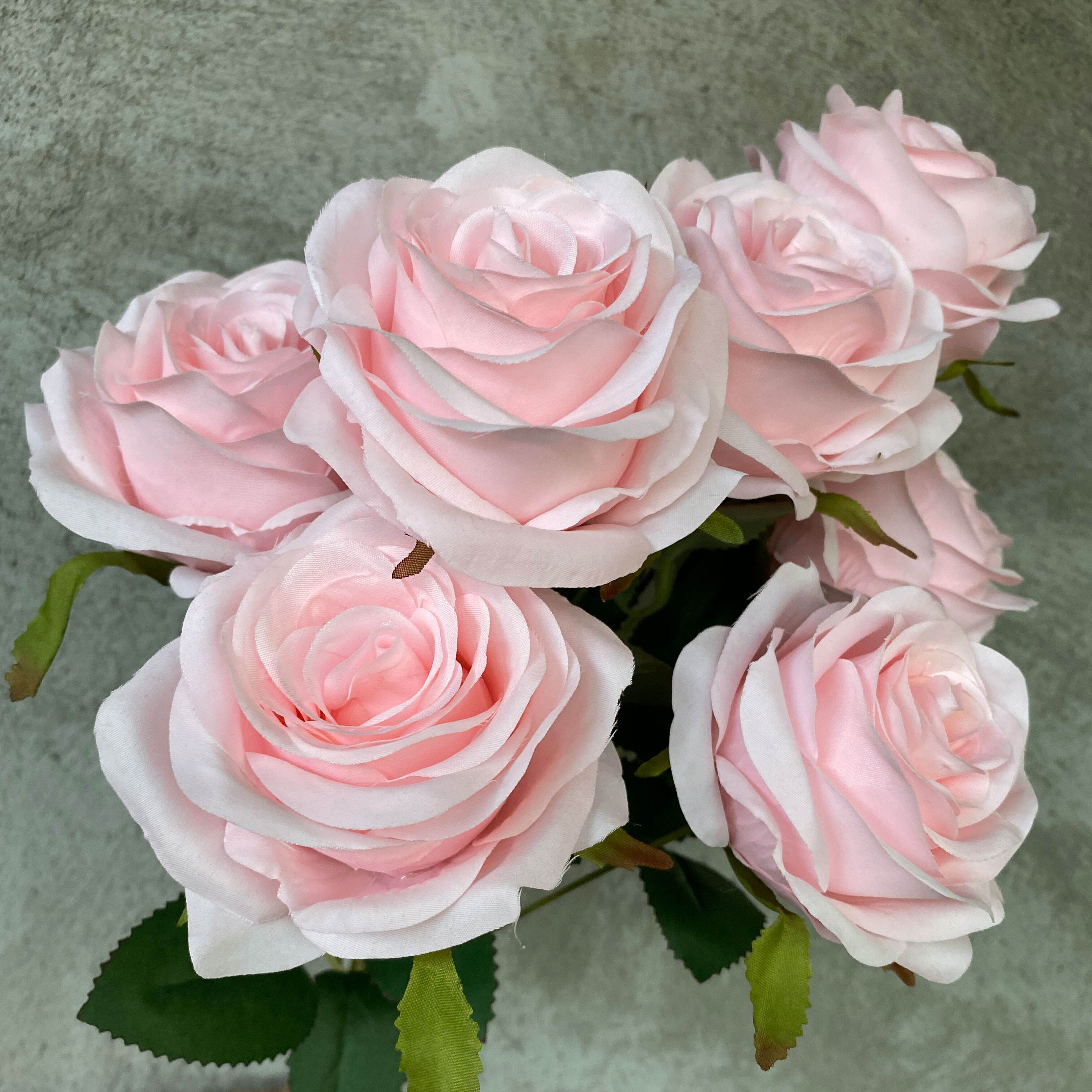 Manufacturers Direct Selling 9-head Middle Rose In The Head Wall Artificial Flower Rose manufacture