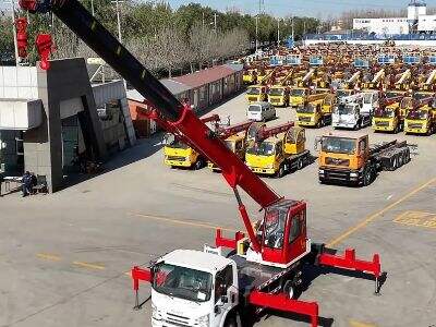 What Makes Truck Crane Suitable for Infrastructure Projects