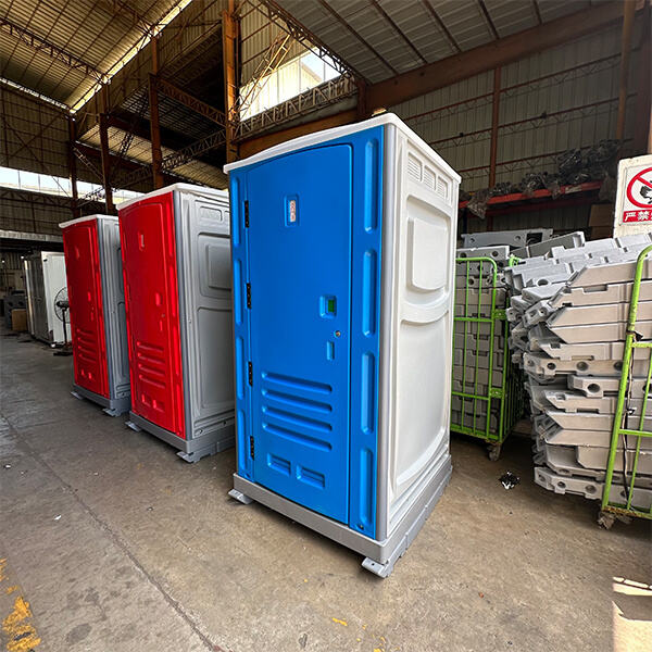 Service and Quality of Flushable Mobile Toilets
