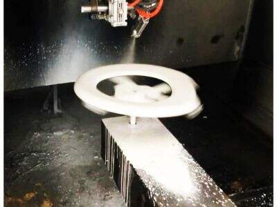 Apa saja kesalahan umum yang harus dihindari dalam proses penyemprotan cat UV