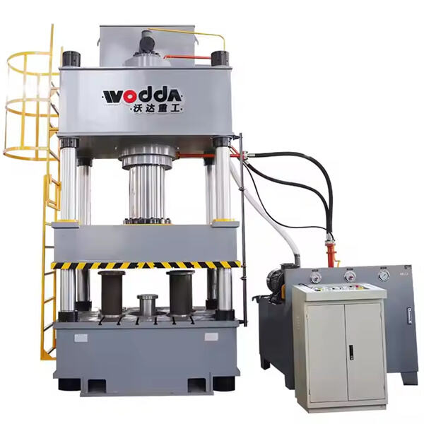Die wichtigsten Funktionen einer 4-Säulen-Hydraulpresse