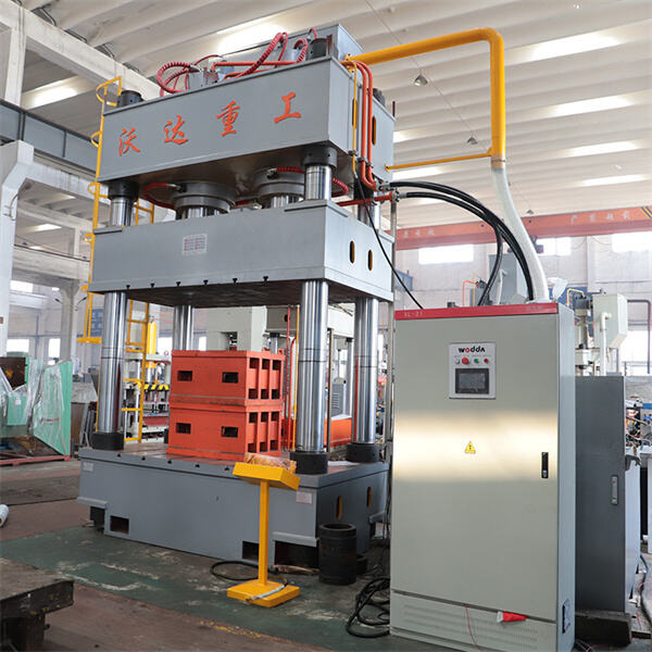 水タンク生産用SMC機械
