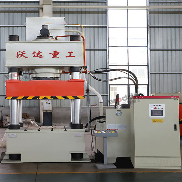 Unleash the potential of your production line with a hydraulic servo press.